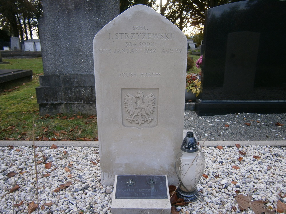 Polish War Grave General Cemetery Uithuizermeeden
