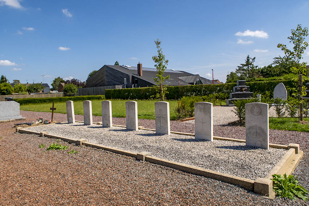 Commonwealth War Graves Avelin #1