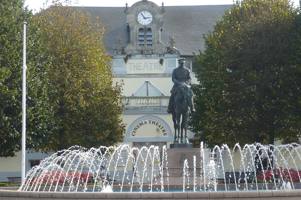Monument Veldmaarshalk Douglas Haig