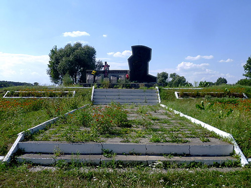 War Memorial Tereshkivtsi