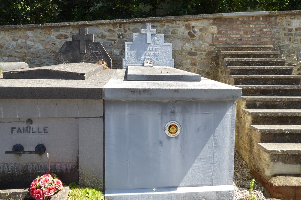 Belgian Graves Veterans Floriffoux #5