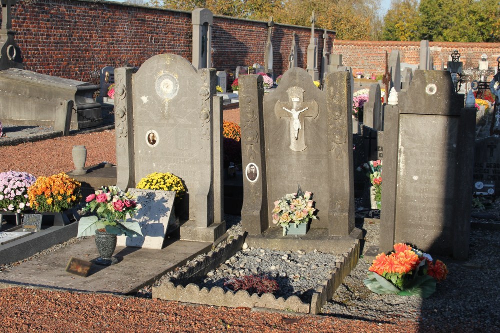 Belgian War Grave Molenbaix