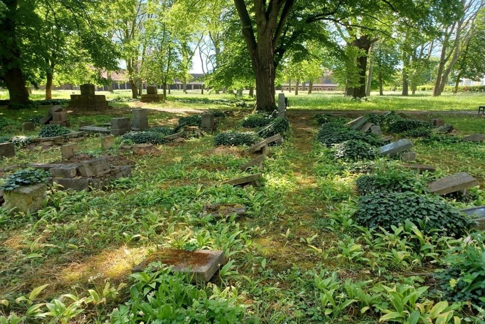 Duitse Oorlogsgraven Lutherstadt Eisleben