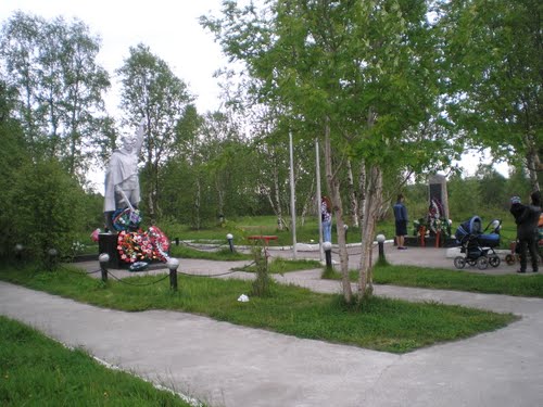 Monument Noorse Partizanen Moermansk
