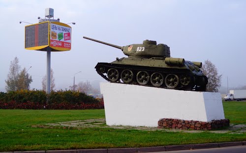 Bevrijdingsmonument (T-34/85 Tank) Polotsk
