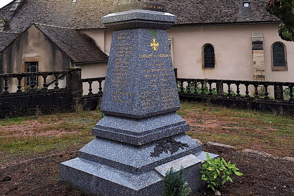 War Memorial Chissey-en-Morvan #2