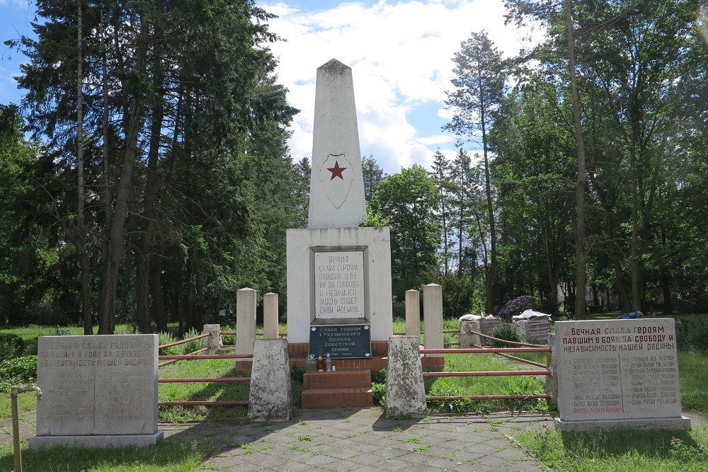 Sovjet Oorlogsbegraafplaats Forst