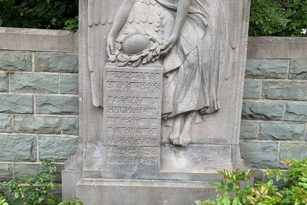 Oorlogsmonument Houtain-Saint-Siméon #2