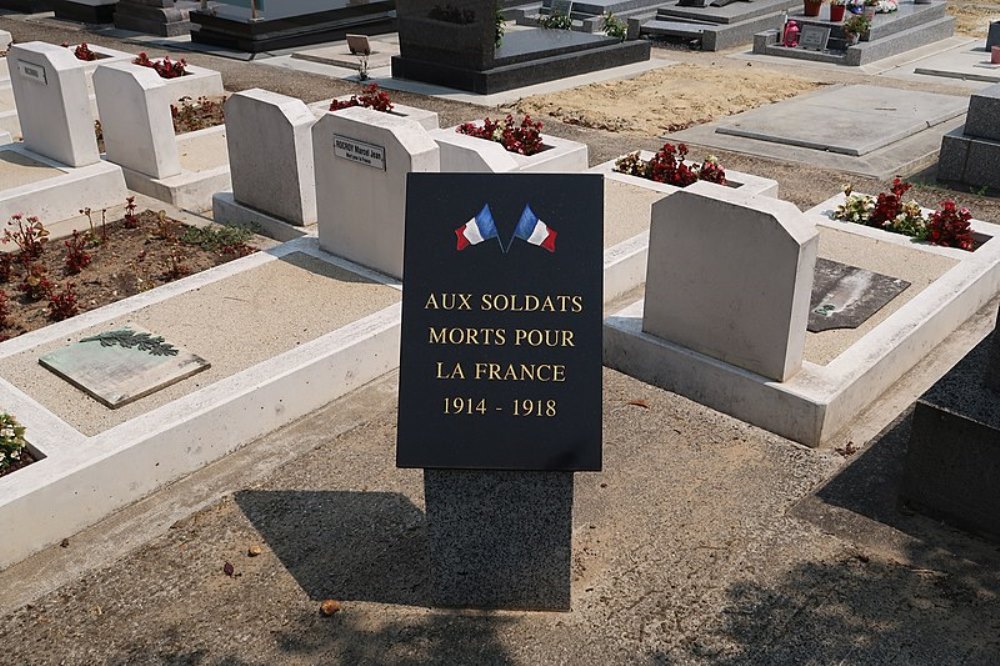 World War I Memorial Cimetire Voltaire de Suresnes