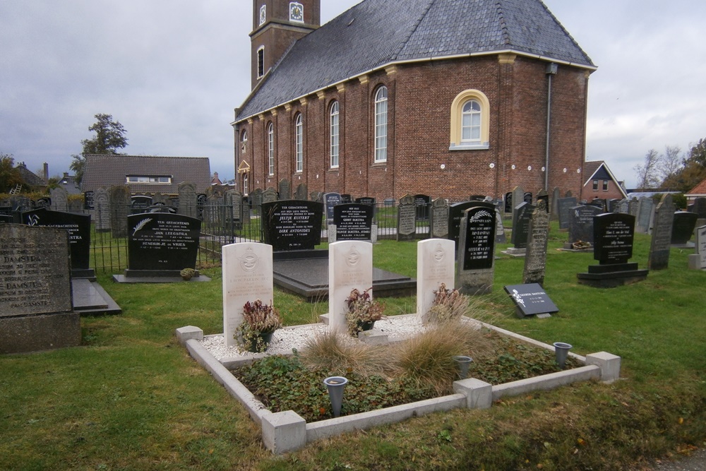 Commonwealth War Graves Protestant Churchyard Driesum