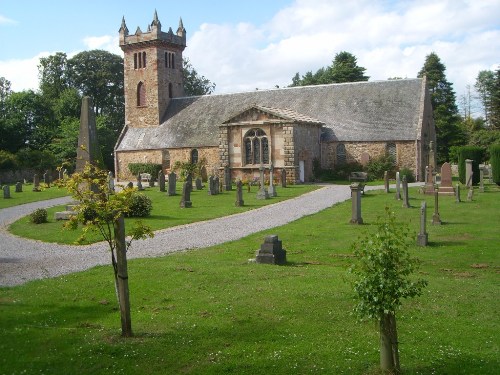 Commonwealth War Graves Dirleton Parish Churchyard