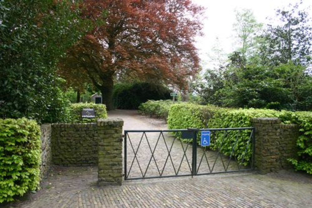 Dutch War Graves Vledder