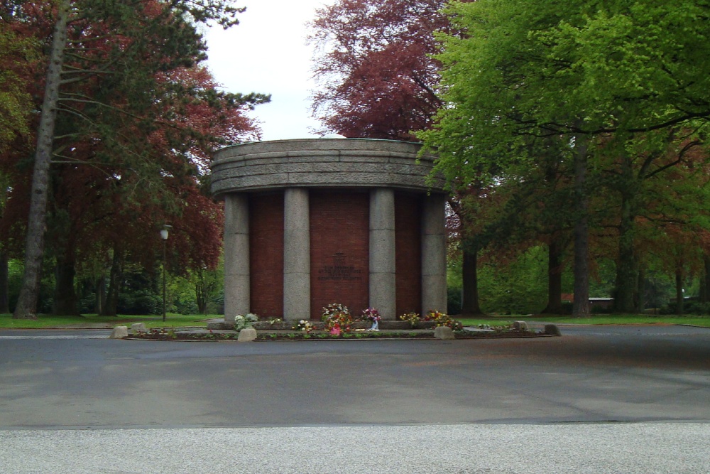 German War Graves Cemetery Friedhof Ohlsdorf Hamburg