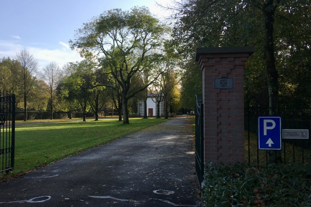 Nederlandse Oorlogsgraven Algemene Begraafplaats Bussum