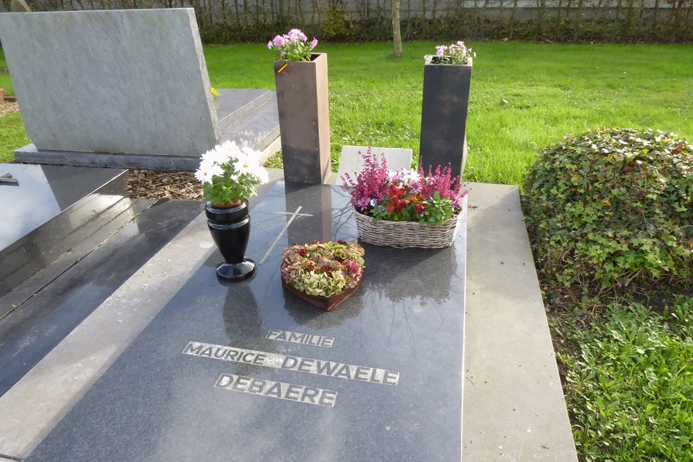 Belgian Graves Veterans Desselgem Ooigemstraat #3