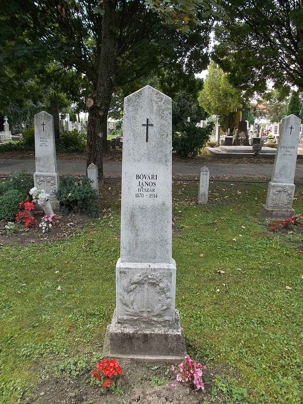 Oorlogsgraven Alsvros Begraafplaats Szekszrd