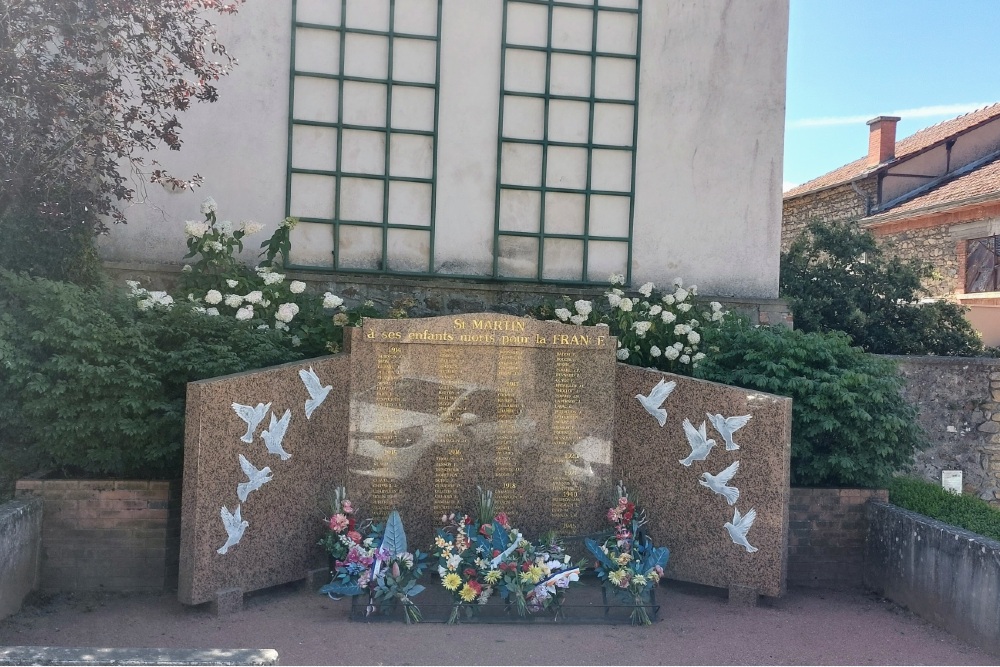 War Memorial  Saint-Martin-en-Haut #4