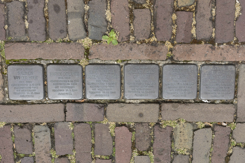 Stumbling Stones Bouweind 1 (now Doctor A.C. van Raaltestraat 1)