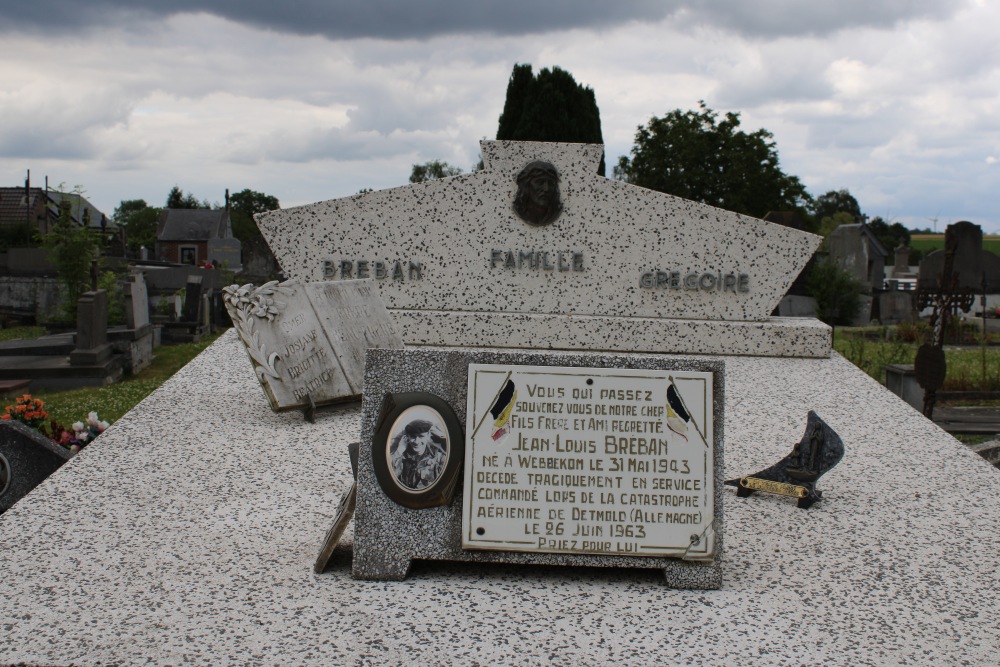 Belgian War Graves Baltre #3