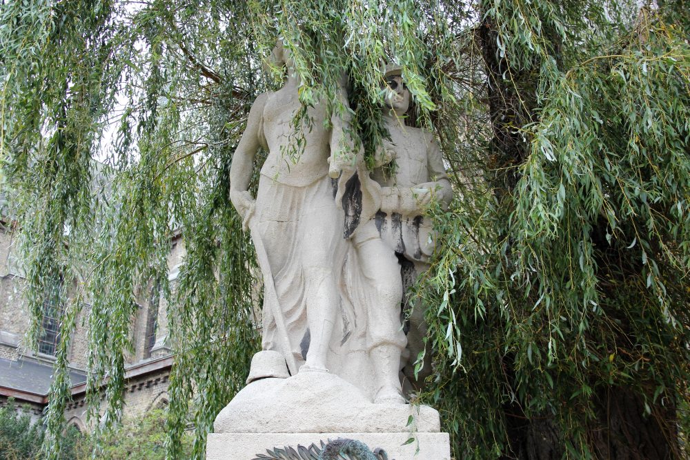 War Memorial Comines #4