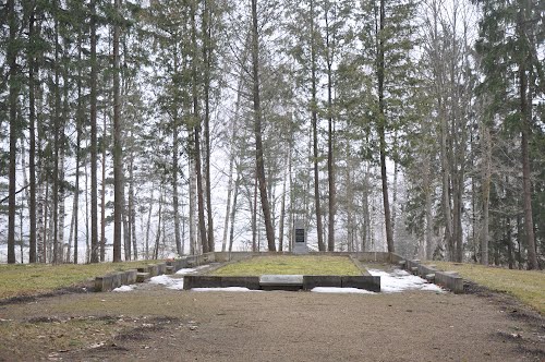 Sovjet Oorlogsbegraafplaats  Zutēni