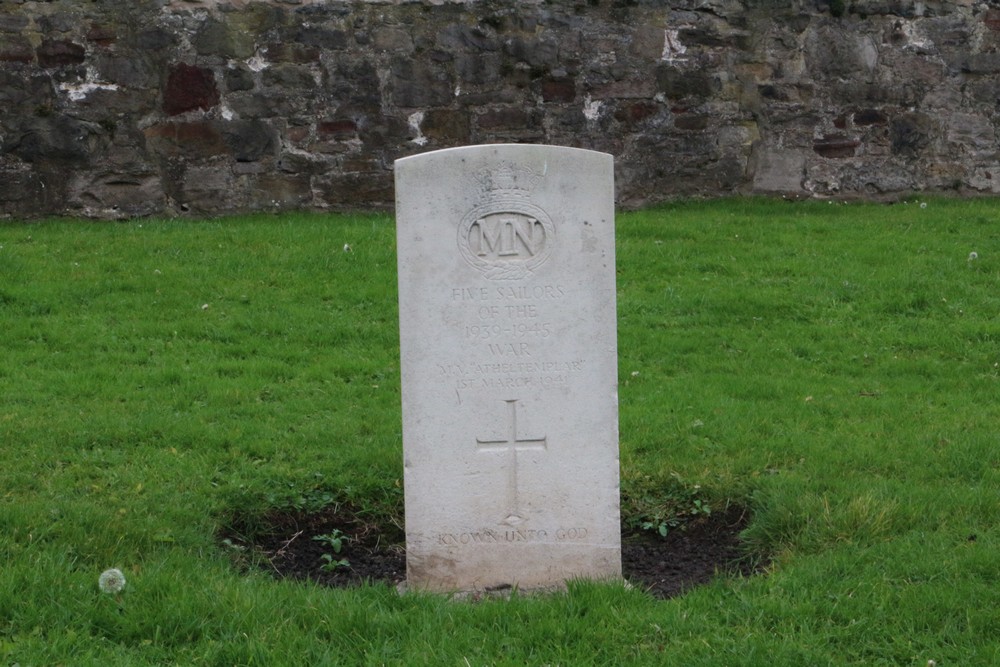 Commonwealth War Graves New Calton