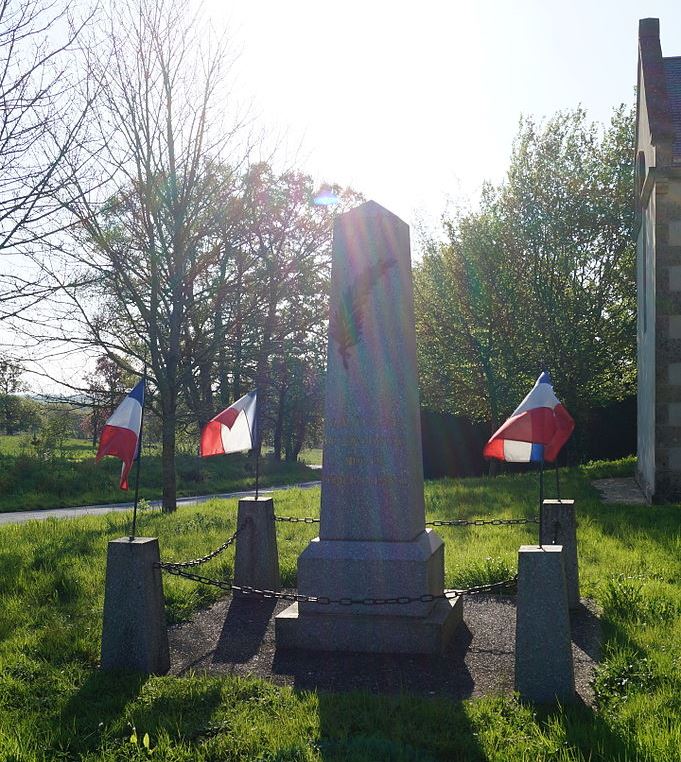 War Memorial Faymoreau