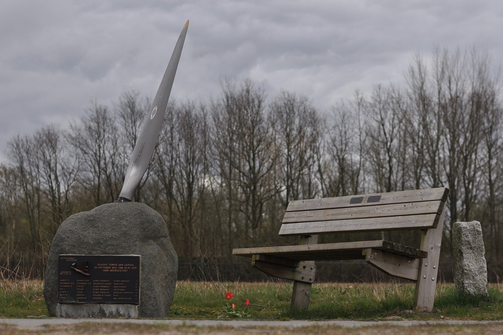 Monument Crashlocatie Lancaster JB154
