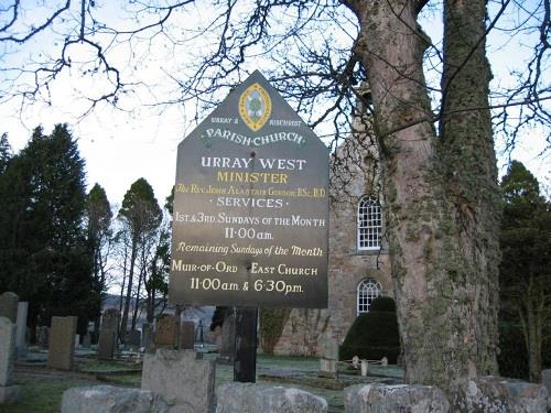 Commonwealth War Graves Urray New Parish Churchyard