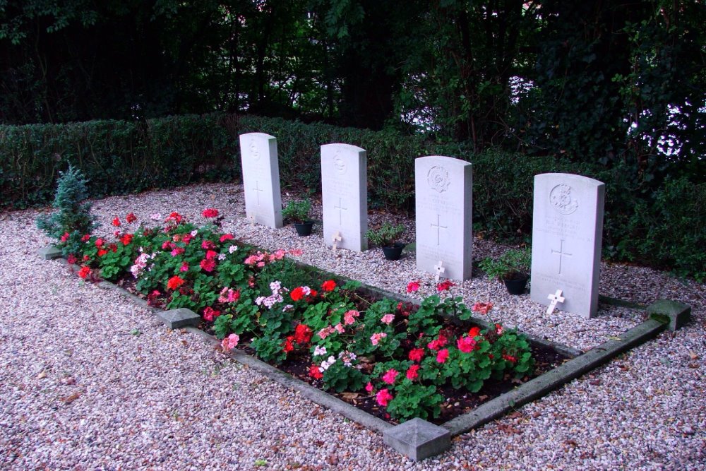 Commonwealth War Graves Roman Catholic Cemetery Ravenstein #2