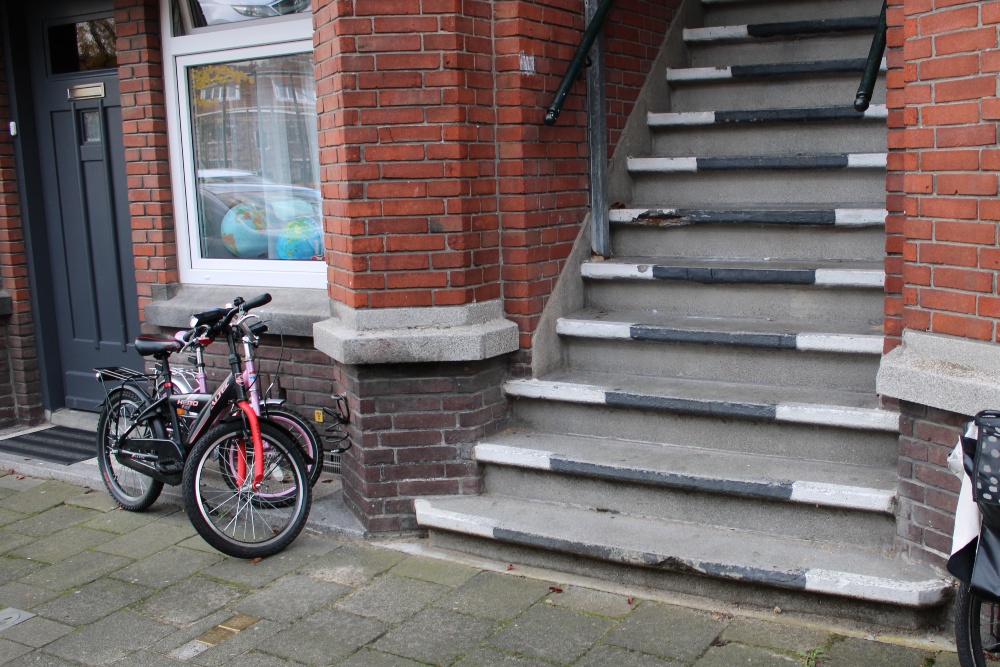 Stolpersteine Van Gaesbekestraat 27 #4