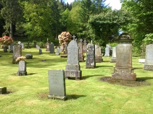 Oorlogsgraf van het Gemenebest Brodick Parish Churchyard