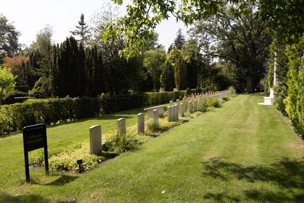 Commonwealth War Graves Oosterbegraafplaats Enschede #3