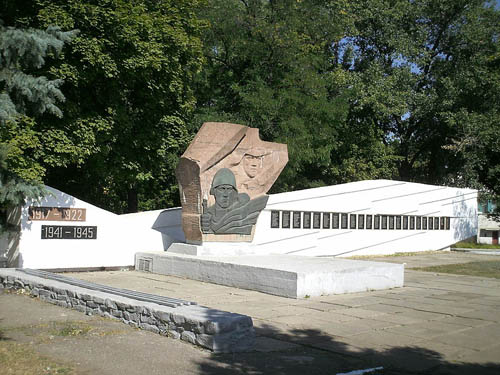 Monument Omgekomen Arbeiders Cylinderfabriek Druzhkovka