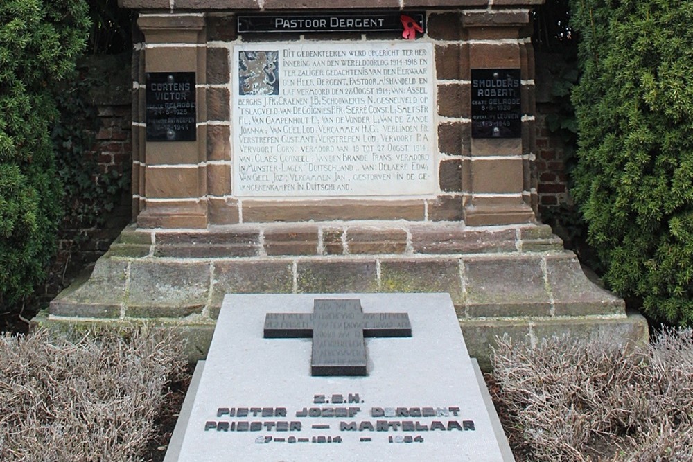 Grave Monument Pastor Dergent