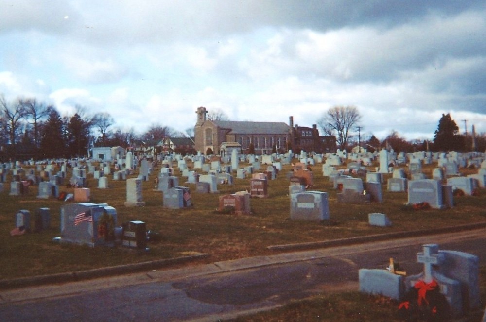 Commonwealth War Grave Saint Denis Cemetery