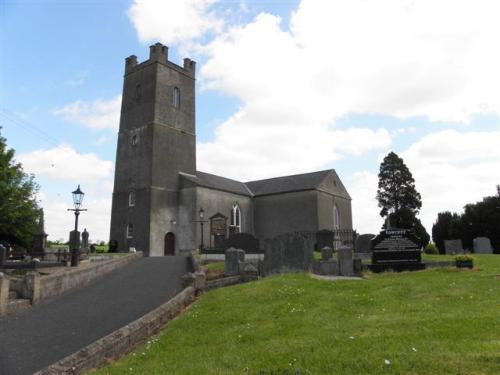 Oorlogsgraven van het Gemenebest St. Comgall Church of Ireland Churchyard