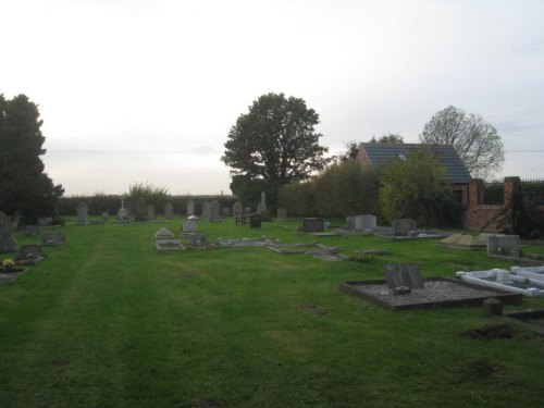 Commonwealth War Grave Everton Cemetery
