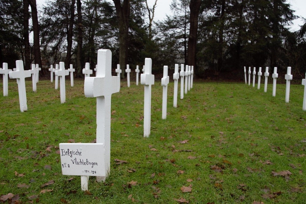 Graven Belgische Vluchtelingen Veenhuizen #2