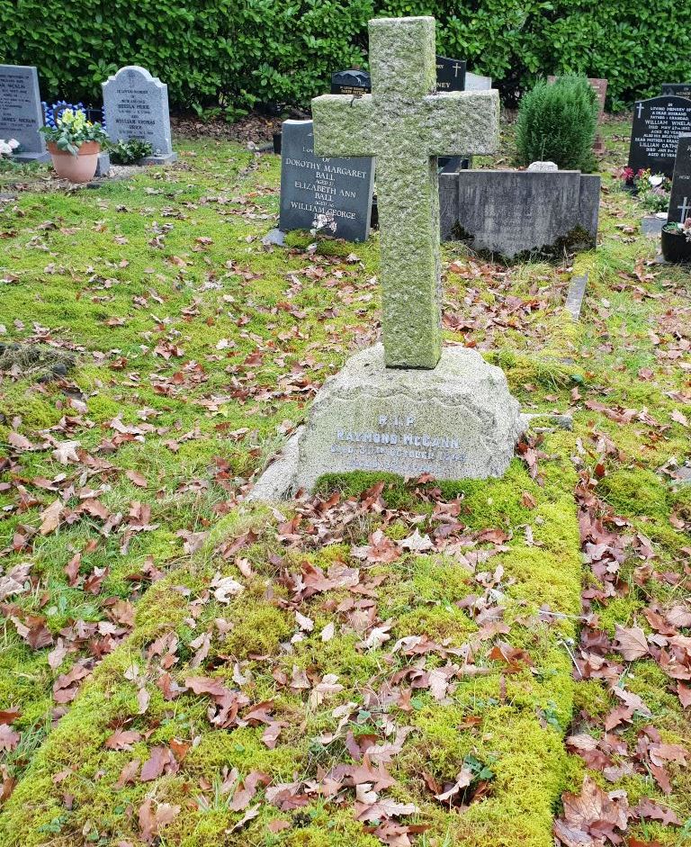 Commonwealth War Grave Hadzor Roman Catholic Cemetery