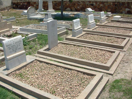 Oorlogsgraven van het Gemenebest British Protestant Cemetery