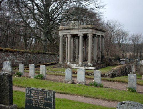 Commonwealth War Graves Bellie Cemetery