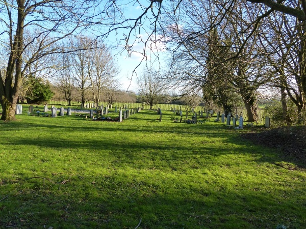 Commonwealth War Graves Wrestlingworth Burial Ground