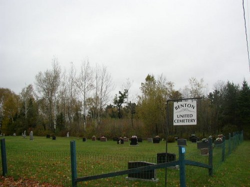 Oorlogsgraf van het Gemenebest Benton United Cemetery