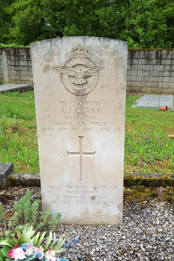 Commonwealth War Graves Bruges #3