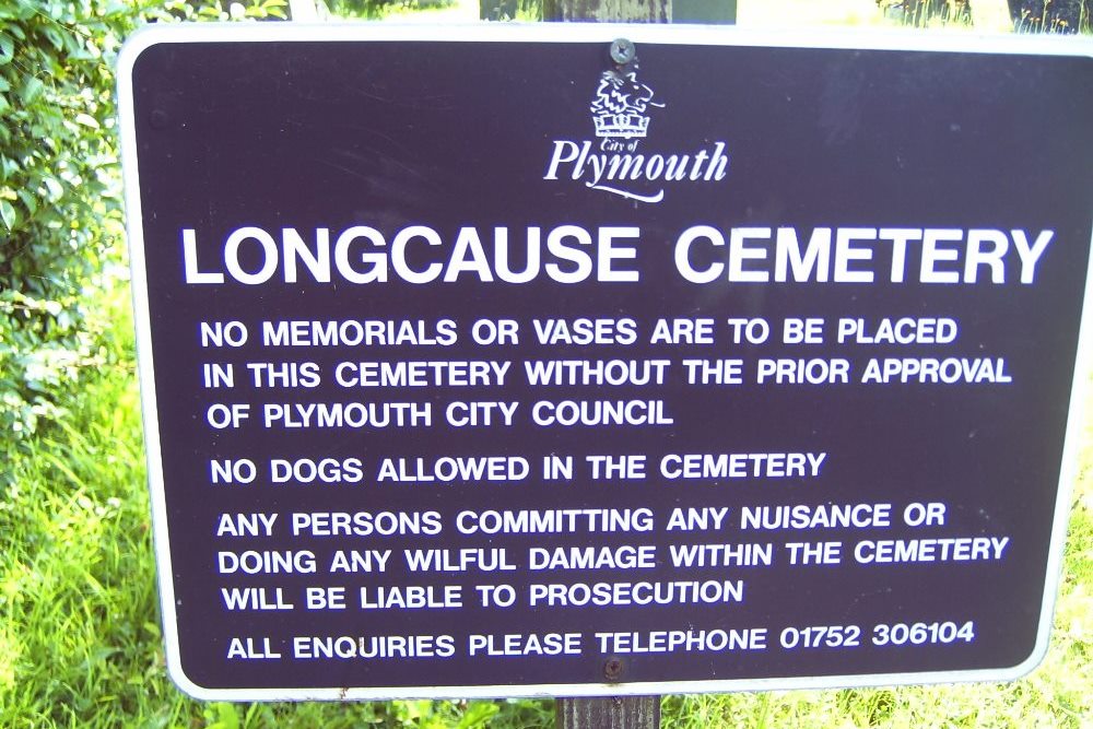 Commonwealth War Graves Plympton Longcause Cemetery
