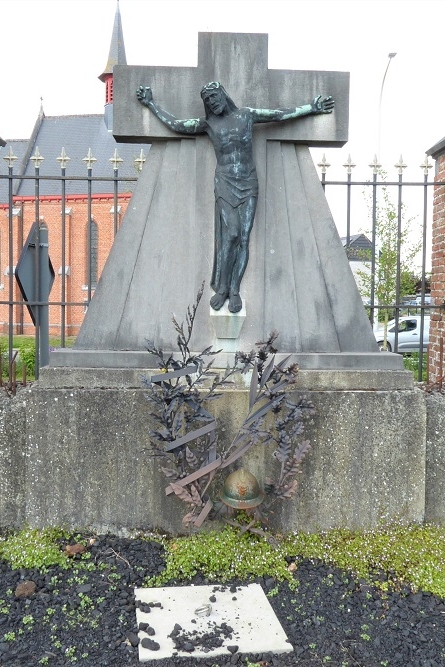 Oorlogsmonument Begraafplaats Eeklo #3