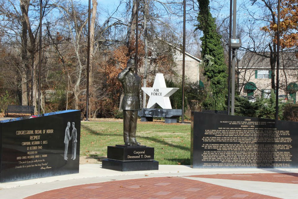 Monument Desmond T. Doss