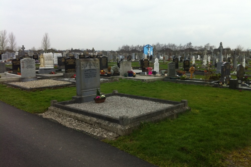 Commonwealth War Graves Saint Conleth's Cemetery