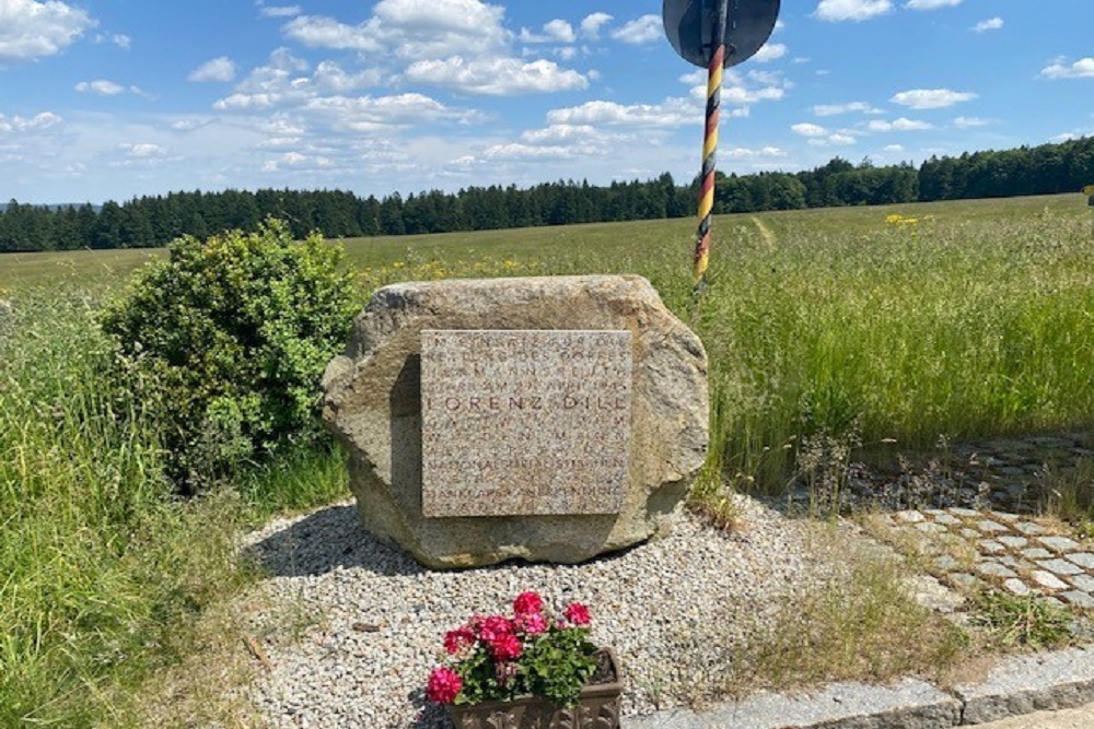 Monument Lorenz Dill